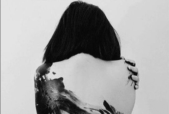 Il tormento delle donne per le insidie dell’uomo violento
